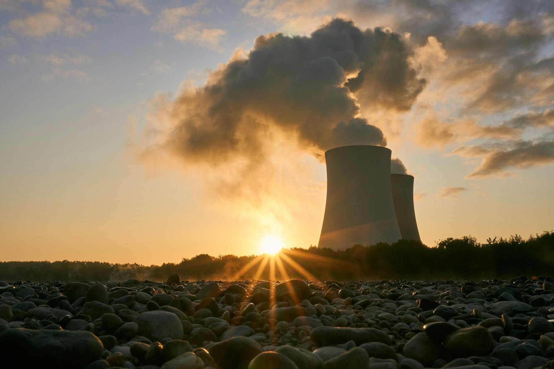 The Investing Explosion That Nuclear Energy Stocks Unleash!