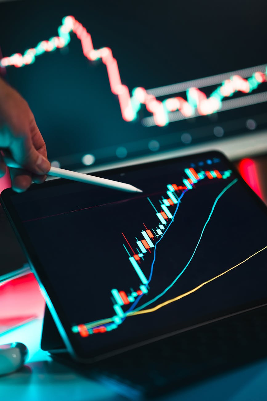 Investing in Stocks & ETFs with huge Dividends